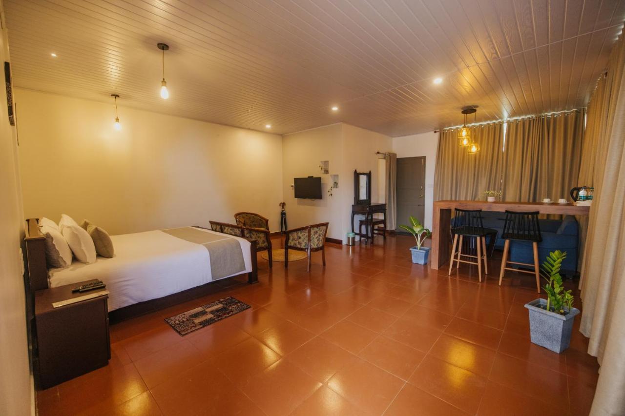 Misty Courtyard Resort Chinnakanal Luaran gambar