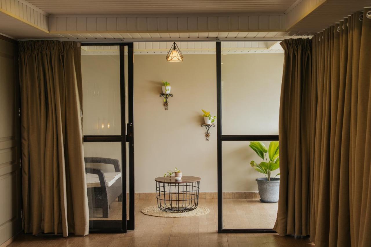Misty Courtyard Resort Chinnakanal Luaran gambar